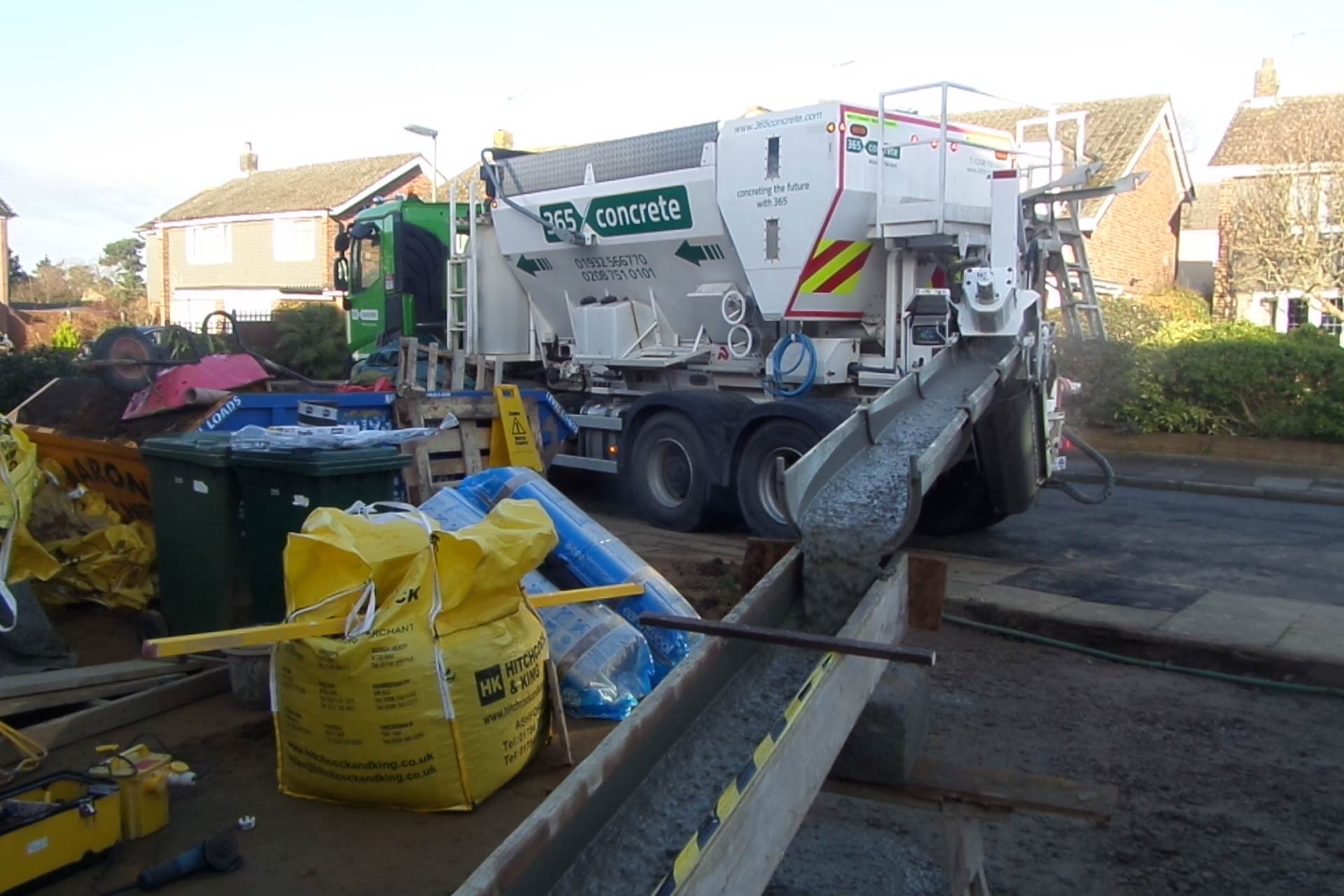 Domestic Concrete delivery in Surrey, Middlesex & Berkshire | 365 Concrete